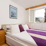 Apartment Nina